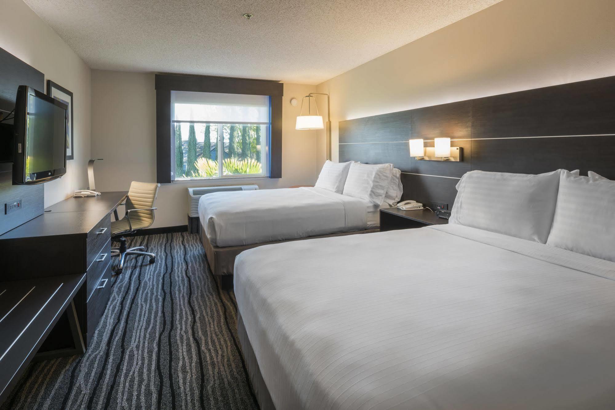 Holiday Inn Express Hotel & Suites Livermore By Ihg Exterior foto