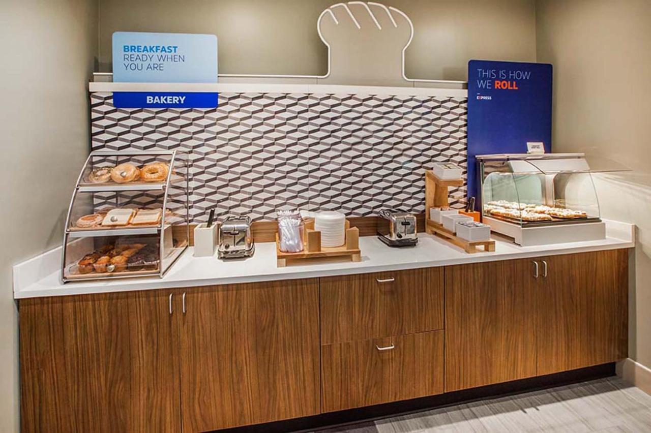 Holiday Inn Express Hotel & Suites Livermore By Ihg Exterior foto